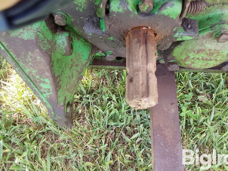 1958-john-deere-620-image-10