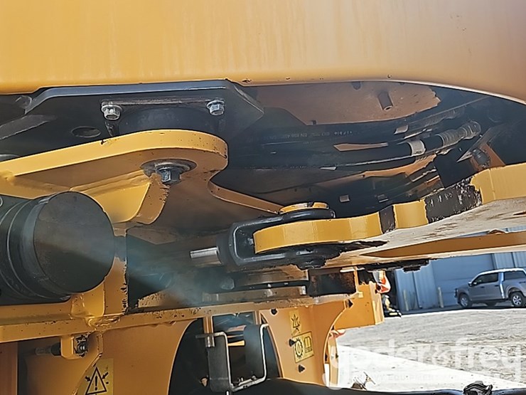 2017-volvo-l110h-image-35