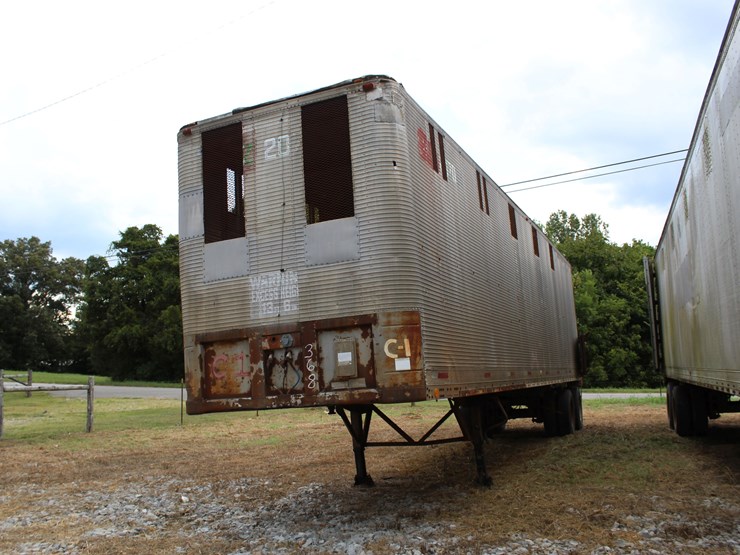 1975-fruehauf-trailer-image-1