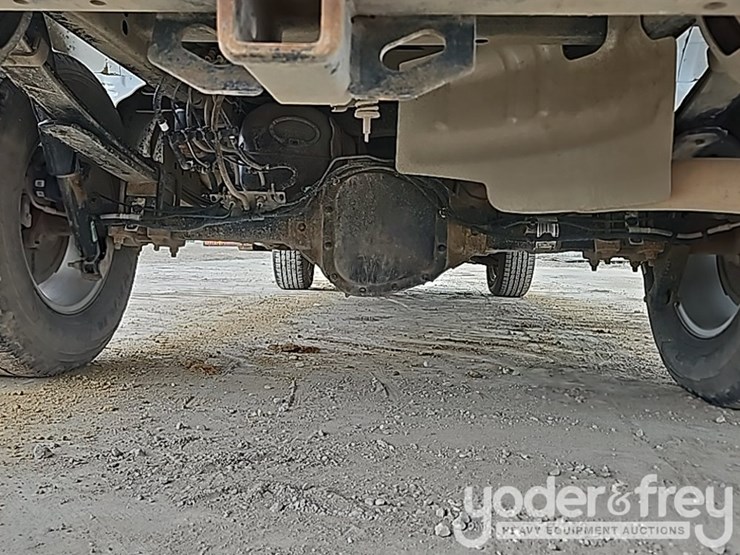 2018-ford-f150-xlt-image-21
