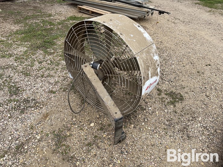 airstream-36"-livestock-cooling-fan-image-5