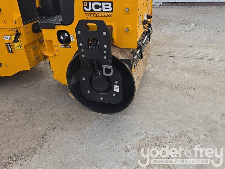2023-jcb-ct260-120-image-15
