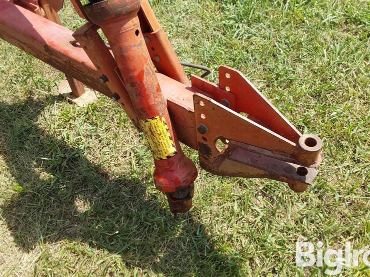 new-holland-273-image-9