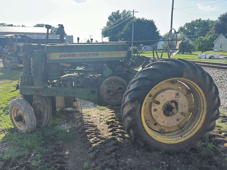john-deere-720-image-6