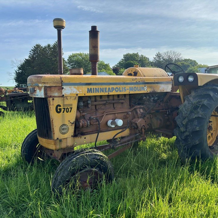 MINNEAPOLIS MOLINE G707