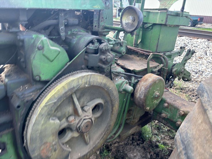 john-deere-720-image-35