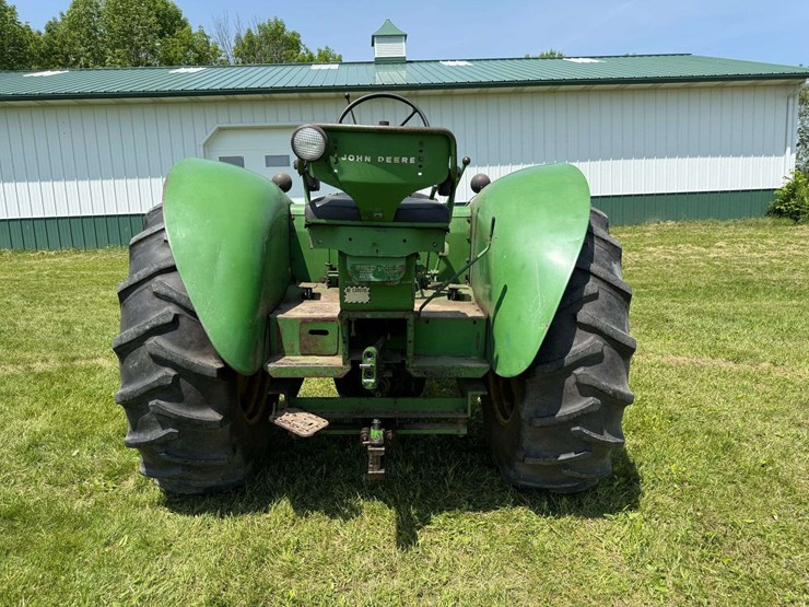 john-deere-830-image-6
