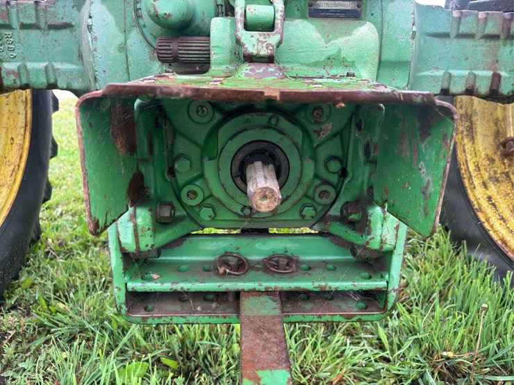 john-deere-2510-image-40