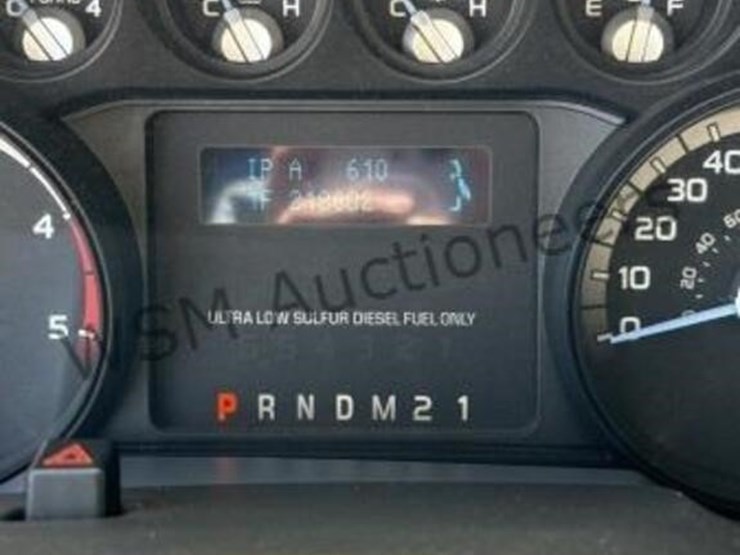 2015-ford-f550-image-26