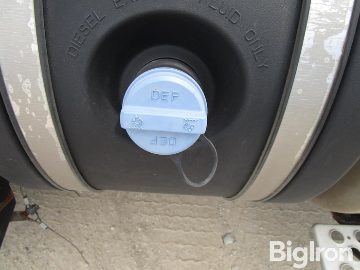 2021-kenworth-t680-image-15