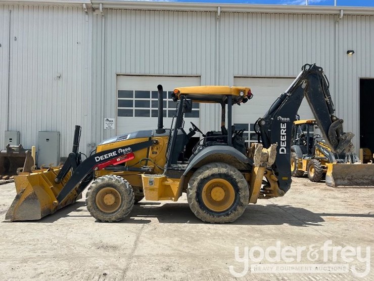 2023-deere-310sl-image-2