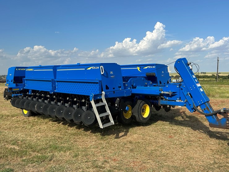 2020-landoll-5531-image-24