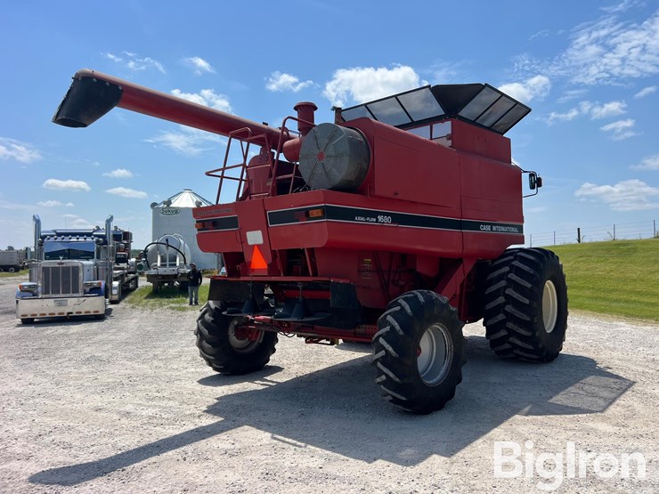 1991-case-ih-1680-image-5