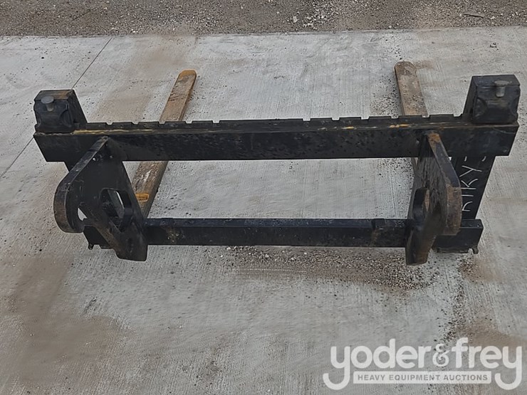 caterpillar-908-image-11