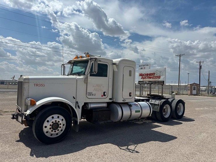 2007-peterbilt-379-image-1