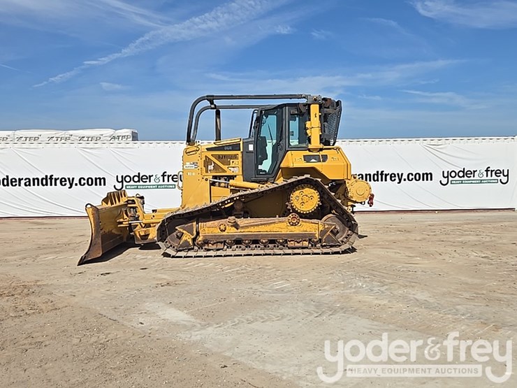 2008-caterpillar-d6n-lgp-image-2