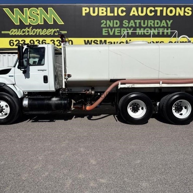 2008 INTERNATIONAL 7400