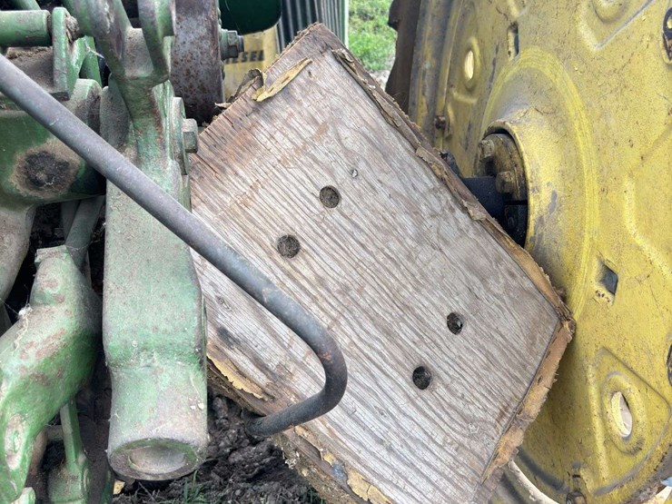 john-deere-720-image-48