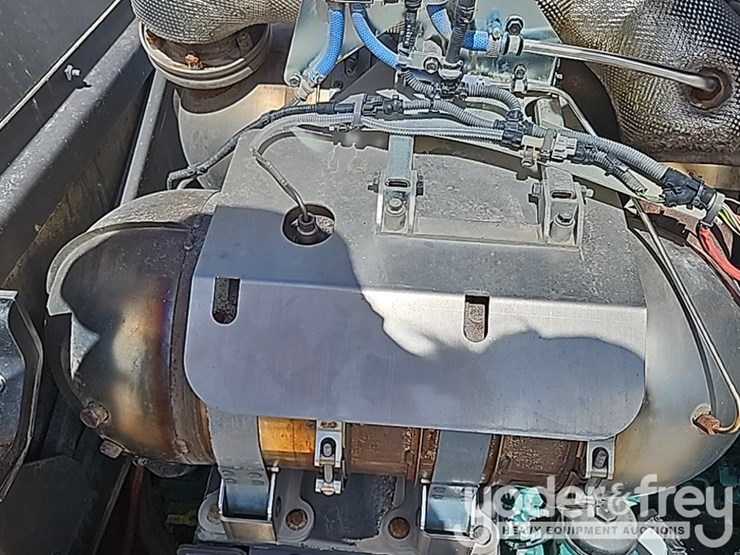 2014-volvo-l110h-image-41