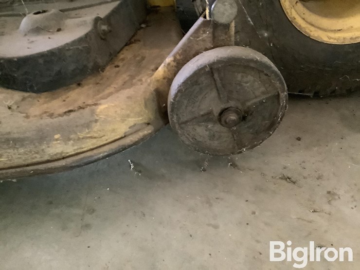 john-deere-445-image-15