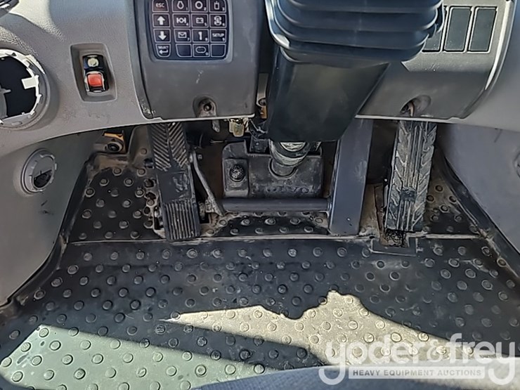 2017-volvo-l110h-image-68