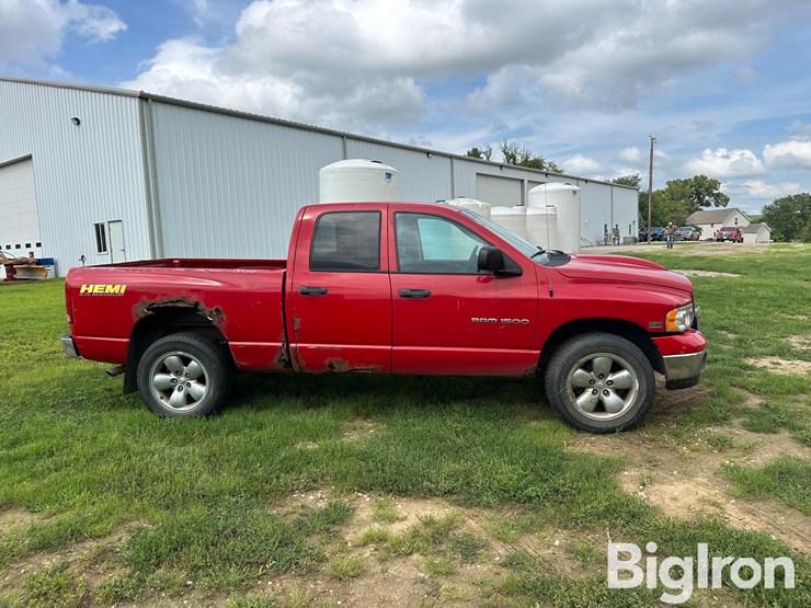 2003-dodge-ram-1500-image-4