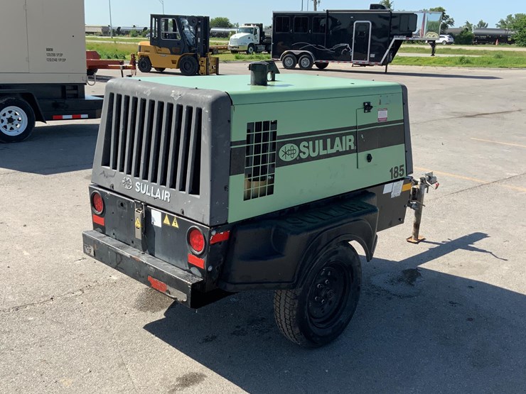 sullair-185f-portable-air-compressor-image-5