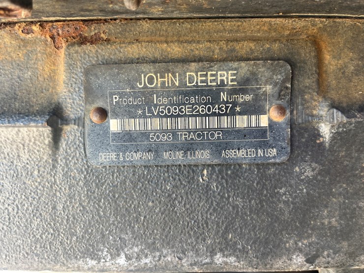 2010-john-deere-5093e-image-19