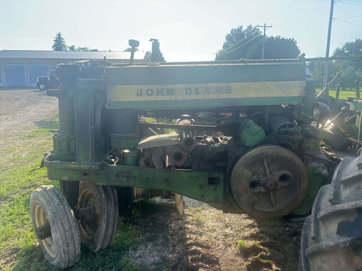 john-deere-720-image-30