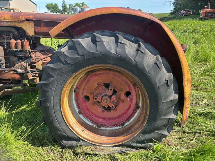 massey-ferguson-95-image-41