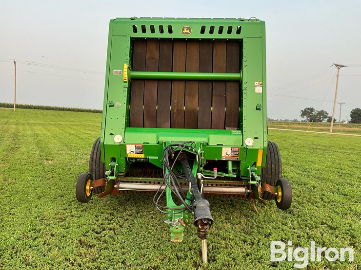 2021-john-deere-560r-image-2