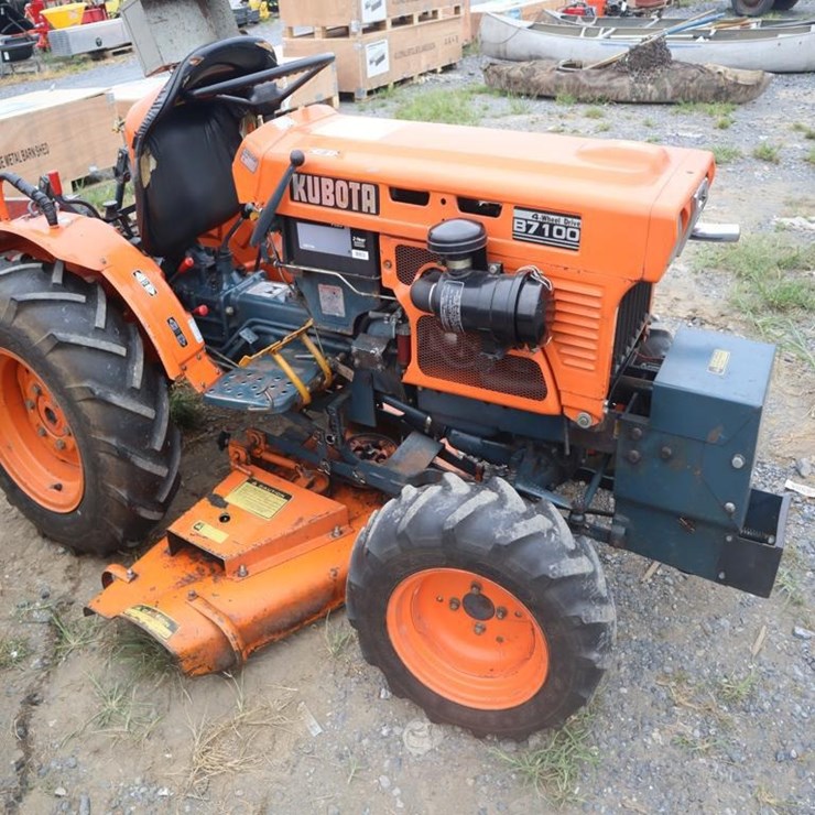 KUBOTA B7100