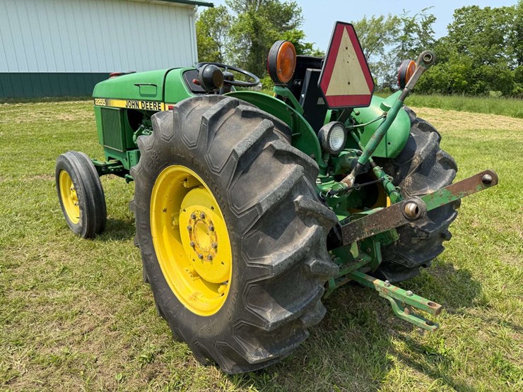 john-deere-2255-image-6