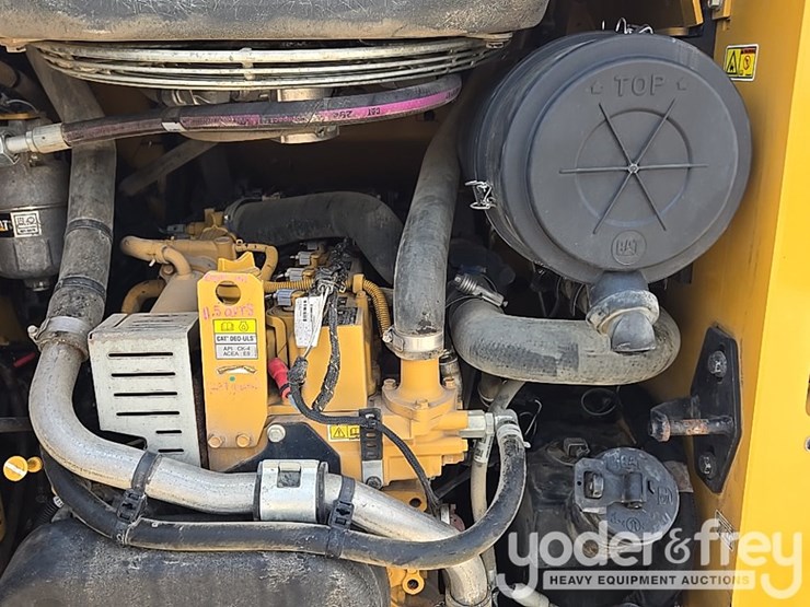 2022-caterpillar-259d3-image-49