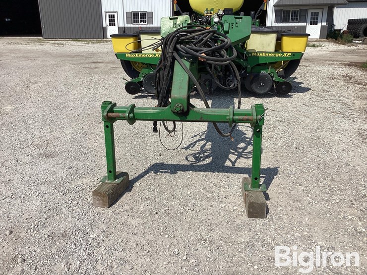 2006-john-deere-1770-image-9