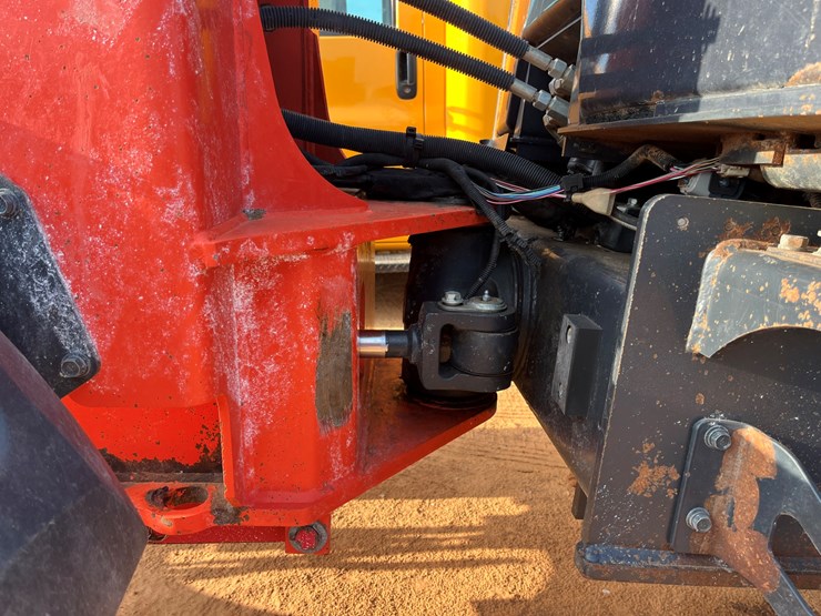 kubota-r630-image-8