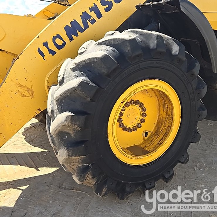 2017 KOMATSU WA320-8