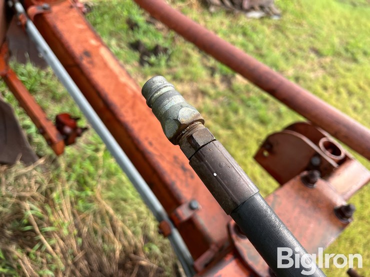white-6-bottom-plow-image-11