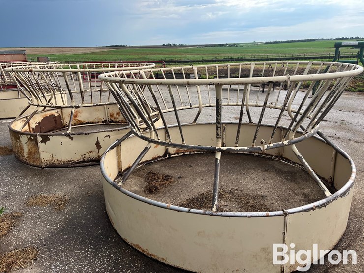 bale-feeders-image-3