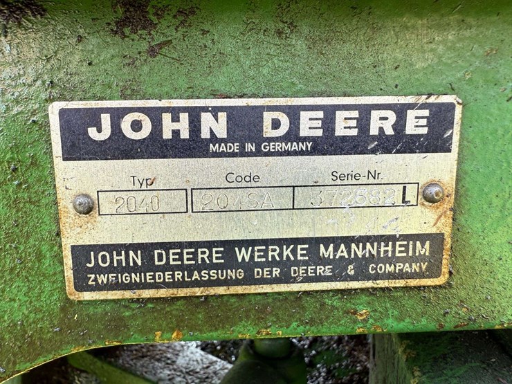 john-deere-2040-image-26