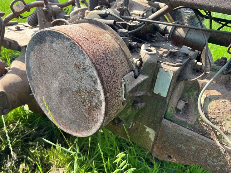 john-deere-h-image-29