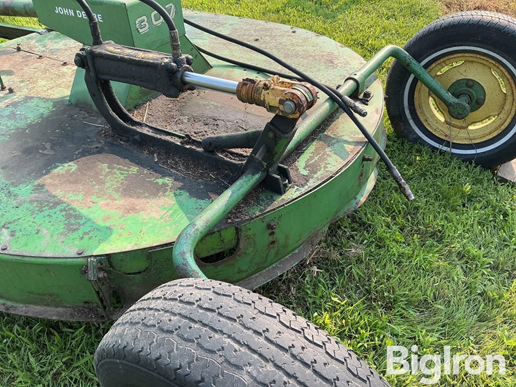 john-deere-307-image-12