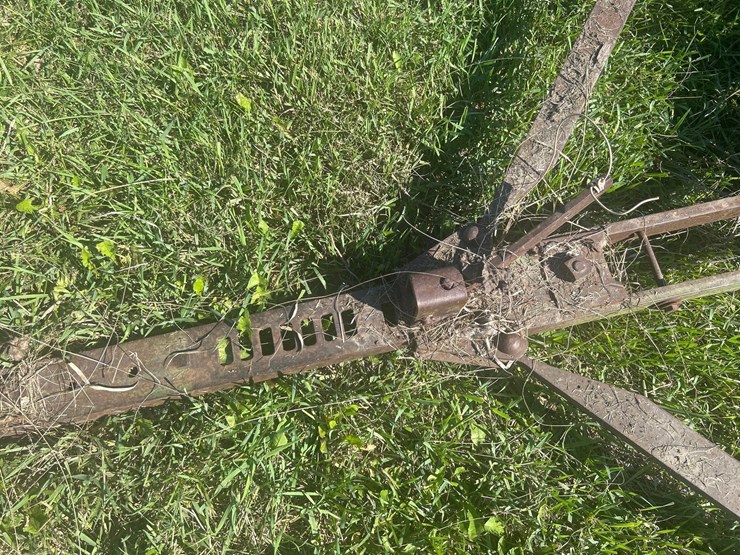 john-deere-8-image-19