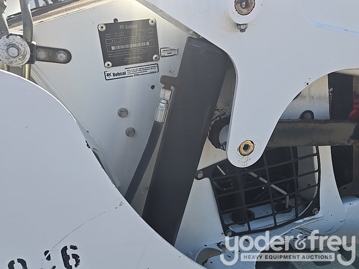 2019-bobcat-t590-image-37