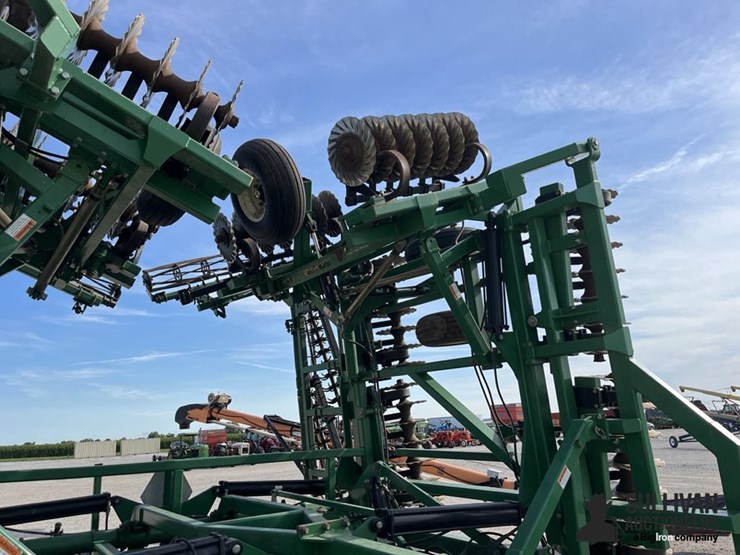 great-plains-4000tm-image-20