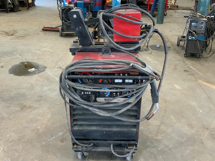 lincoln-electric-dc-400-wire-feed-welder-image-2