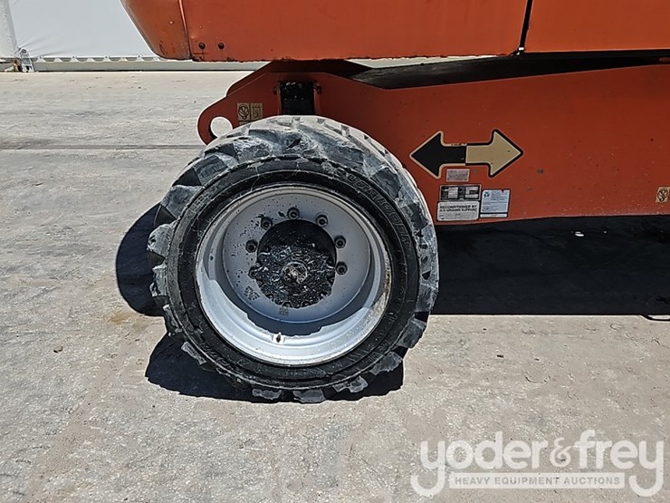 2007-jlg-800s-image-7