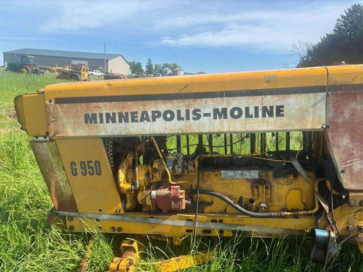 minneapolis-moline-g950-image-35