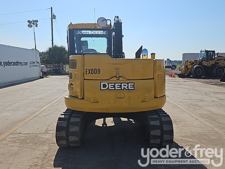 2015-deere-85g-image-28