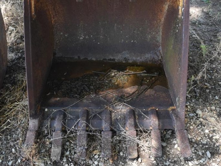 bucket,-trenching-excavator-bucket-44087-image-1